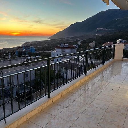 Harmony Apartments Dhermi Bagian luar foto