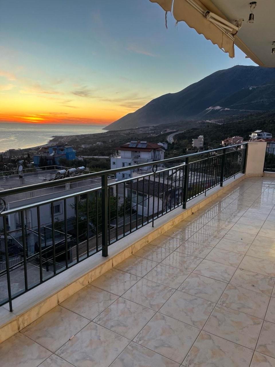Harmony Apartments Dhermi Bagian luar foto