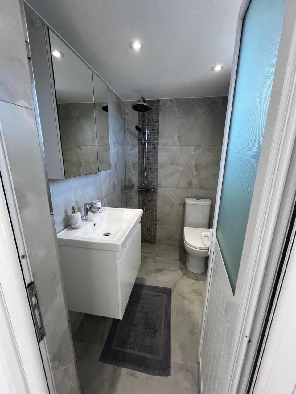 Harmony Apartments Dhermi Bagian luar foto